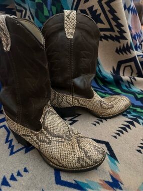 Kids Two-Tone Brown & Cream Western Cowboy Boots
